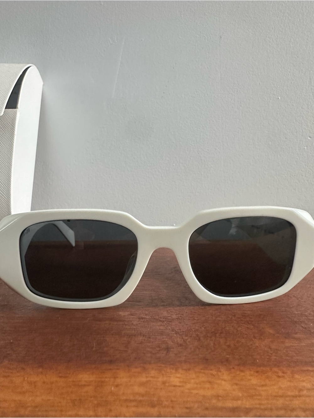 Prada Scultero White Sunglassses - Picture 3 of 4